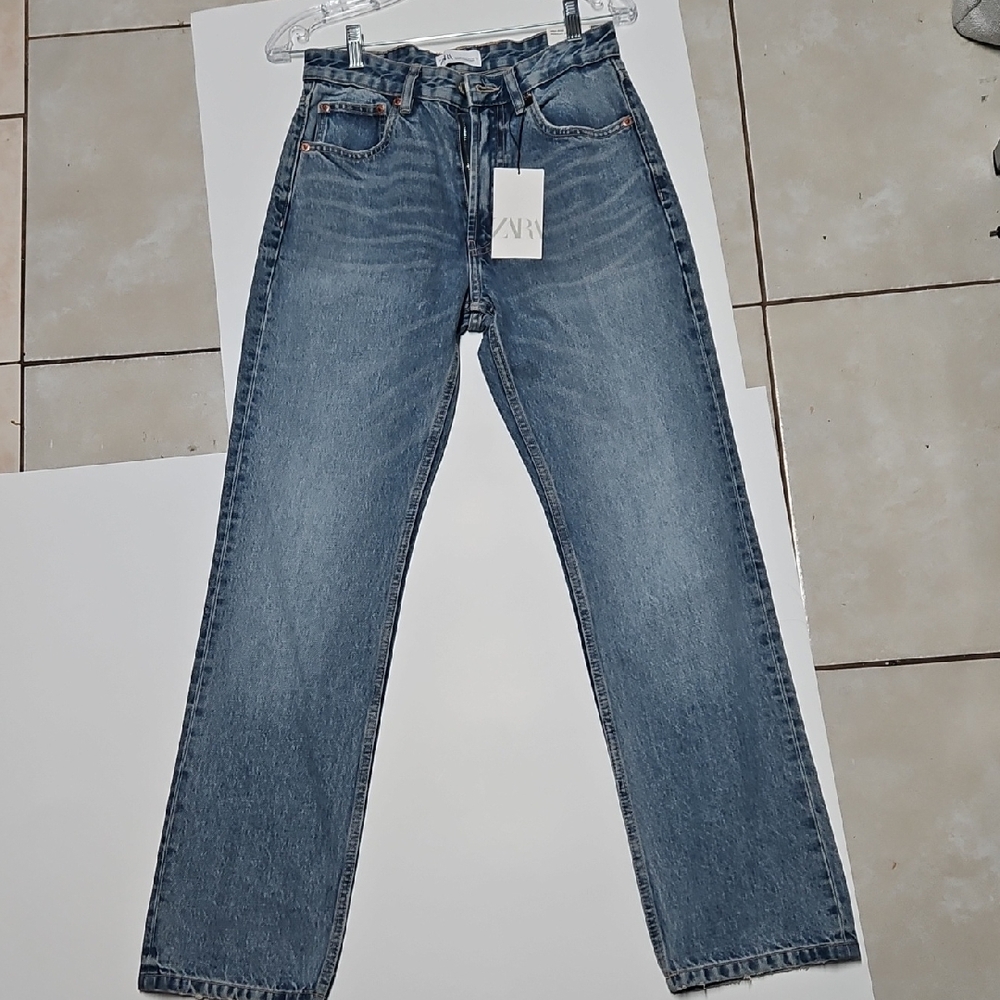 Zara Blue Straight Jeans for Effortless Style